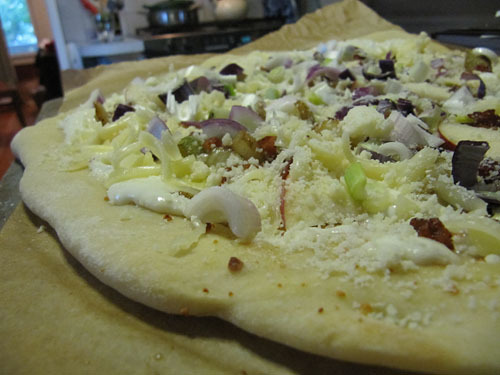 Pizza with Bacon, Apple, Fennel & Rosemary