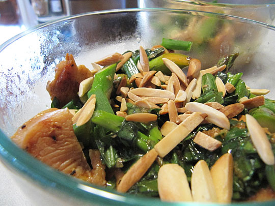 Chicken Stirfry with Asparagus & Almonds