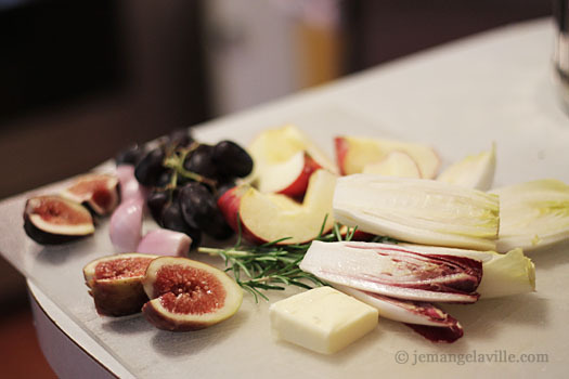 Apples, Endive and Grapes