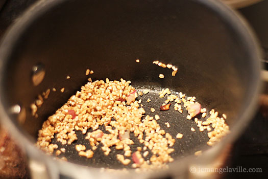 Whole Grain Breakfast: Savory Steel Cut Oats