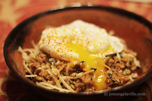 Whole Grain Breakfast: Savory Steel Cut Oats