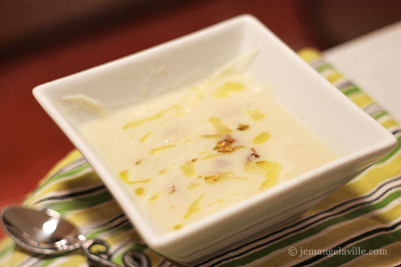 Creamy Cauliflower Soup Sans Cream