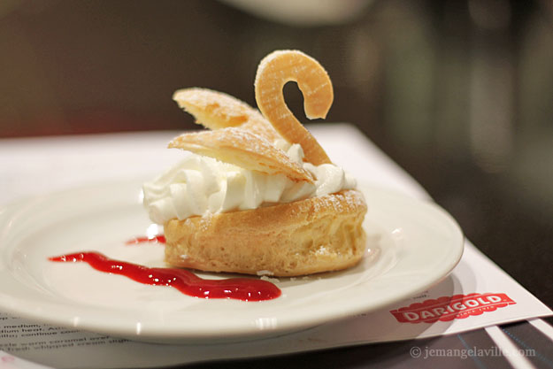 Cream Puff Swan