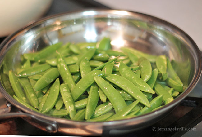 Quick Stir-Fried Sugar Snap Peas with Garlic, Ginger and Wasabi