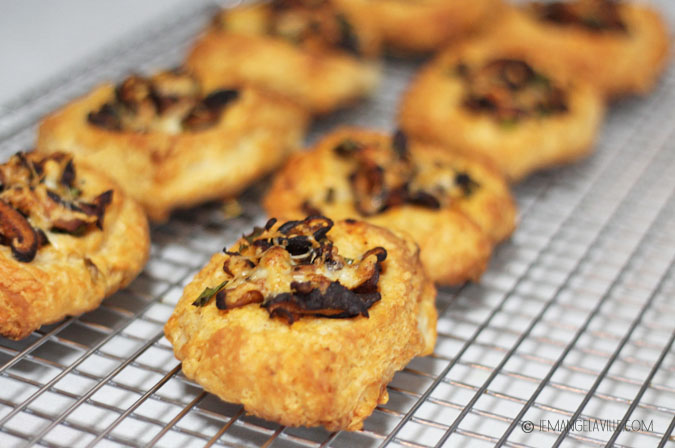 Smokey Manchego Mushroom Biscuits